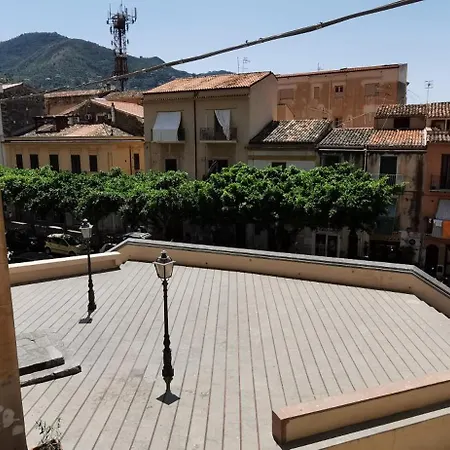 Casa Borgo チェファル